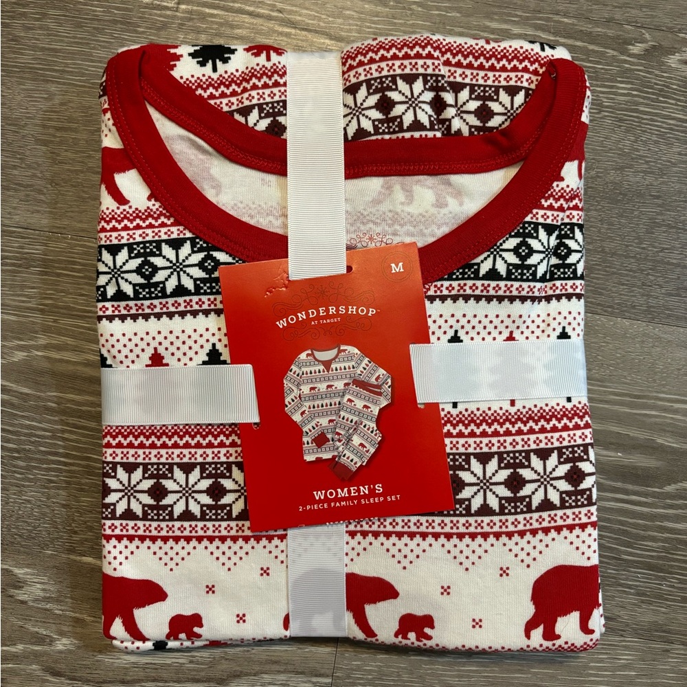 Target Wondershop Woman’s 2 Piece Christmas Pajama Set Size M Festive Cozy Snow